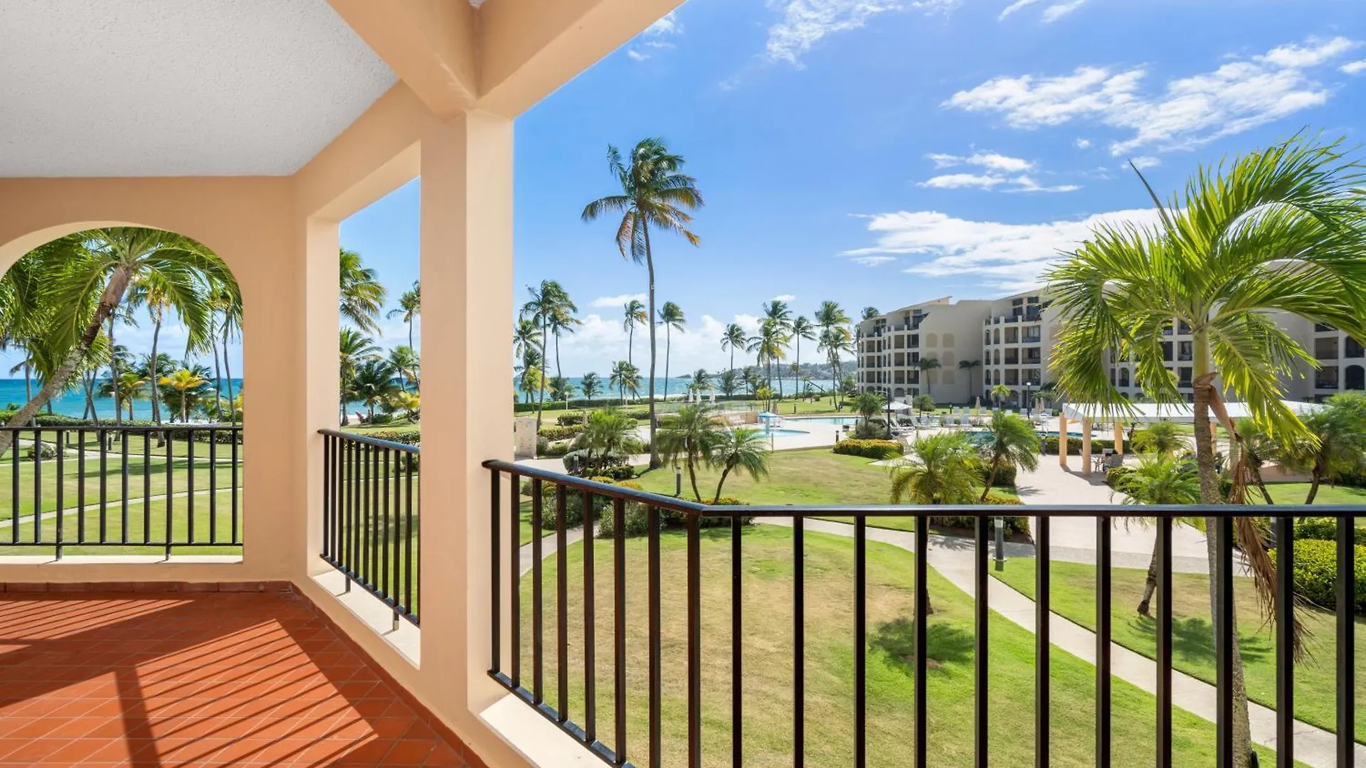 Beach Access + 3 Pools + Ocean Views - 2Br In Palmas - Sleeps 7 Apartment Humacao