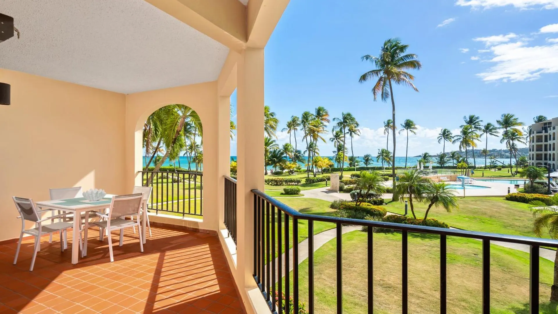 Beach Access + 3 Pools + Ocean Views - 2Br In Palmas - Sleeps 7 Apartment Humacao Puerto Rico